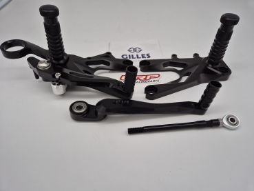 Gilles Fußrastenanlage FXR Schwarz für: BMW HP 4 K10 (2012 - 2015) BMW S 1000 R K10 (2013 - 2016) BMW S 1000 RR K10 (2009 - 2011) BMW S 1000 RR K10 (2012 - 2014)