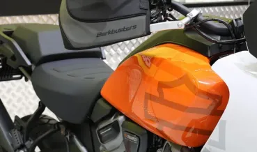Preview: BarkBusters Befestigungs Kit for Harley Davidson Pan America 1250 2021-
