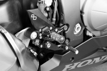 Lightech Fußrastenanlage Honda CBR 1000 RR / SP / SP2 2008-2019 mit klappbaren Rasten