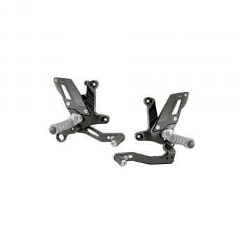 Lightech Fußrastenanlage KTM Super Duke 1290 / 1390 2020- mit klappbaren Rasten