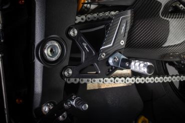Preview: Lightech Fußrastenanlage R Type Triumph Speed Triple 1200 RR / RX 2022-