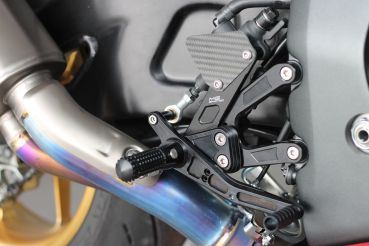 MG BIKETEC Sportfussrastenanlage / Rastenanlage / Fußrastenanlage mit ABE, gültig in D - A - CH für Honda CBR 1000RR-R Fireblade SP ab 2020