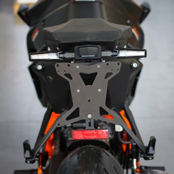 MG Biketec Kurzer Kennzeichenhalter KTM Super Duke 1390 R|EVO 2024-|990 Duke 2024-|990 RC R 2026-