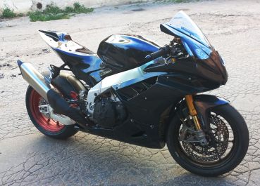 Aprilia RSV4 1100 2021-2022 Sebimoto Verkleidung 2 teilig + Höcker geschlossen für Moosgummi und Winglets rechts+links
