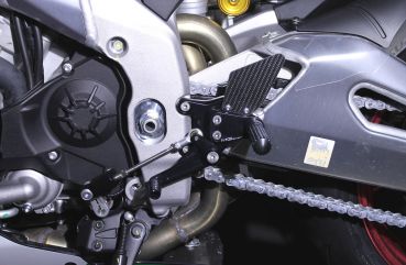 MG BIKETEC Rennsport-Fussrastenanlage / Rastenanlage / Fußrastenanlage ohne ABE für  Aprilia RSV4 1000 RF ab 2017-2020