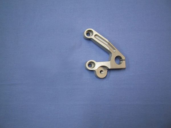 Ducati 749 999 Fußrastenhalter links für Original Schaltung footrest carrier left road