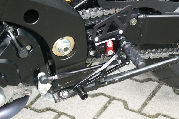 LSL 2Slide-Rastenanlage für Suzuki GSXR1000, 2005-2006, schwarz-rot