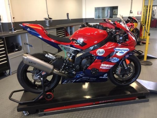 Yamaha R6 Motocarbons Umbau Komplett-Kit RJ 15/21( 08-16) auf RJ27 (17-)