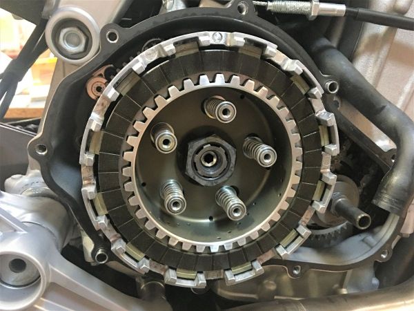 Aprilia RS660 Tuareg 660 Tuono 660 TSS Antihoppingkupplung inkl. Kupplungsfeder Slipper clutch