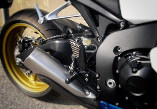 MG BIKETEC Sportfussrastenanlage / Rastenanlage / Fußrastenanlage mit ABE, gültig in D - A - CH für Honda CBR 1000 RR / SP ab 2017-2019