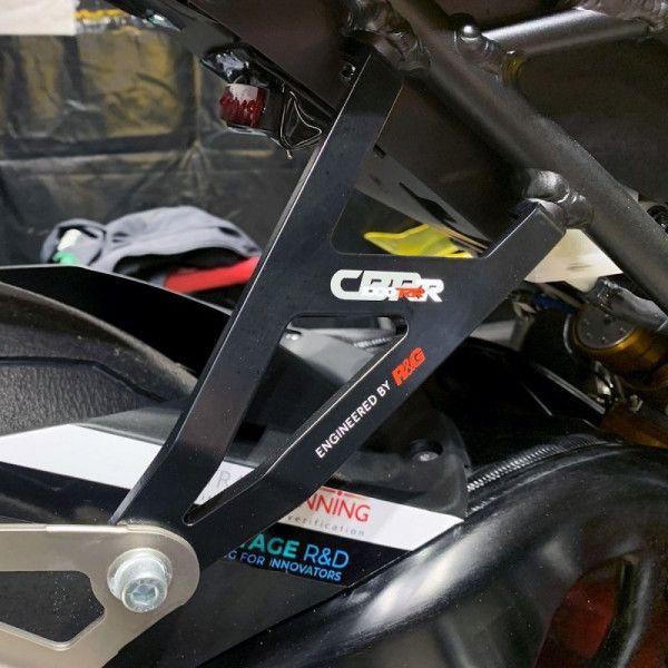 R&G Racing Auspuffhalter Honda CBR 1000 RR-R / SP 2020-
