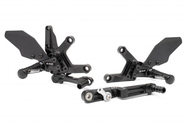 GILLES AS31GT3 Fußrastenanlage schwarz für Honda CB 1000 Hornet , 2025- (AS31GT3-H18-B)