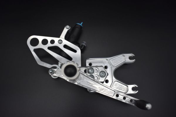 RMP Racing Fußrastenanlage Yamaha YZF-R1