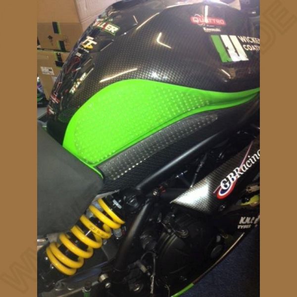 Eazi-Grip EVO Tank Traction Pads Suzuki GSX-8 S 2023- / GSX-8 R 2024-