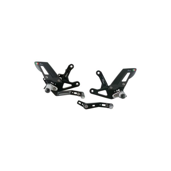 Lightech Fussrastenanlage Triumph Speed Triple 1200 RR / RS 2021- mit klappbaren Rasten und mit ABE