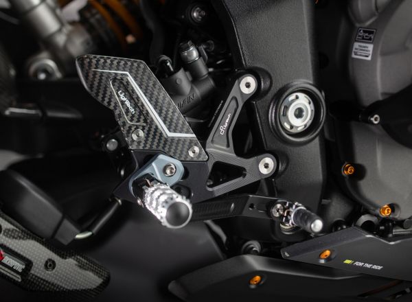 Lightech Fußrastenanlage R Type Triumph Speed Triple 1200 RR / RX 2022-