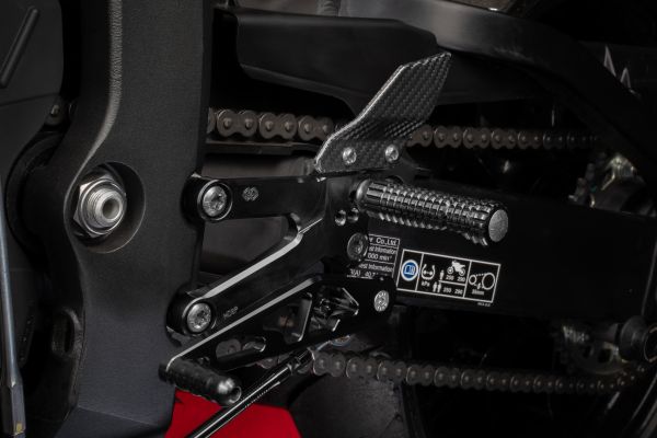 GILLES Racing  Fußrastenanlage FXR für Honda CBR 600 RR ab Baujahr 2023