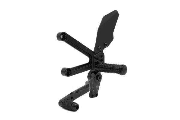 Fußrastenanlage FXR schwarz für Kawasaki ZX-4RR ab Baujahr 2023