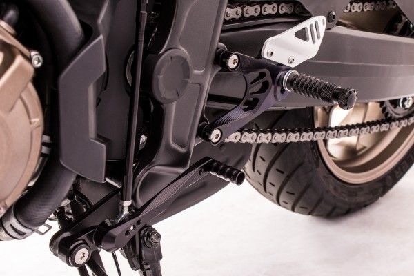 Gilles Racing Fussrastenanlage Honda CB 650 F 2014 bis 2018 CBR 650 F 2014 bis 2020 und CB 650 R Neo Sports Cafe 2019 bis 2020