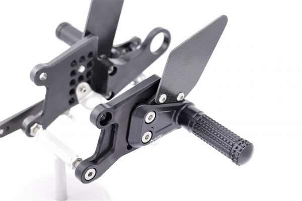 MG BIKETEC Rennsport-Fussrastenanlage / Rastenanlage / Fußrastenanlage ohne ABE für Honda CBR 1000 RR / SP ab 2017-2019