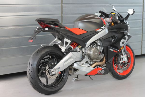 MG Biketec Kurzer Kennzeichenhalter Aprilia RS 660 | Tuono 660