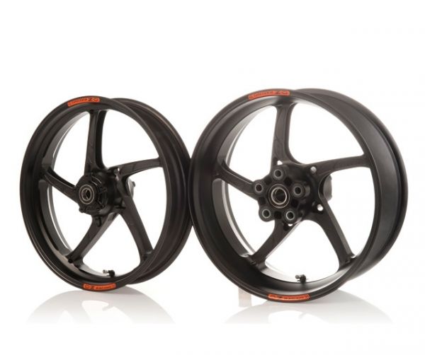 OZ Piega R Aluminium Satz in schwarz matt für Aprilia RSV4 (R / RF / RR / Factory / APRC / ABS), 2009-2022 und Tuono V4 (R / RR / Factory), 2011-2022