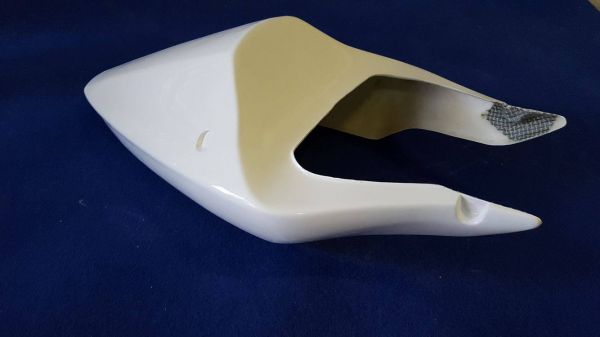 Suzuki GSX-R 600 2001-2003 und GSX-R 750 2000-2003 und GSX-R 1000 2001-2002 Sebimoto Höcker offen für Originalsitz Tailsection open for original seat