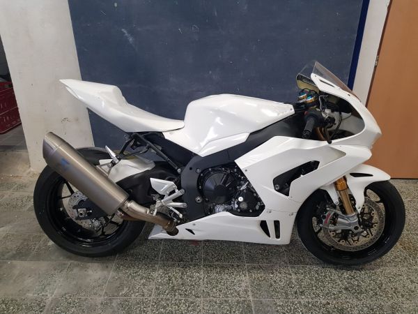 Honda CBR1000 RR ab 2020 SC82 Sebimoto Rennverkleidung 2 teilig mit Winglest Seitenteile und Winglets Rippen 7