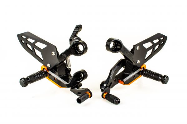 Gilles Tooling Fußrastenanlage VCR38GT KTM 890 Duke R ab 2020