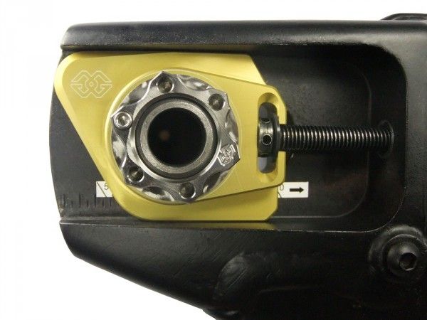GILLES Kettenspanner für Kawasaki ZX10R schwarz oder gold