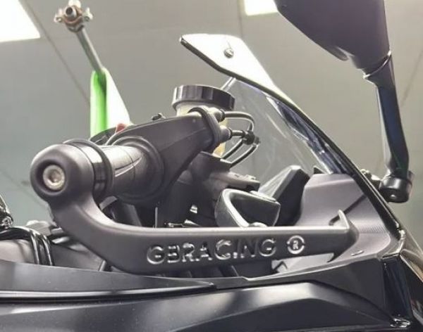 GBRacing Brake Lever Guard Kawasaki / Yamaha ( für orig. Lenker / Stummel )