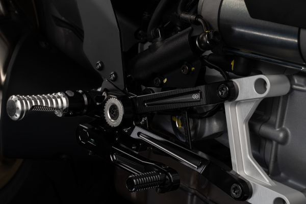 GILLES Fußrastenanlage MUE2  für Moto Guzzi V100 Mandello MG (2022 - )  mit ABE